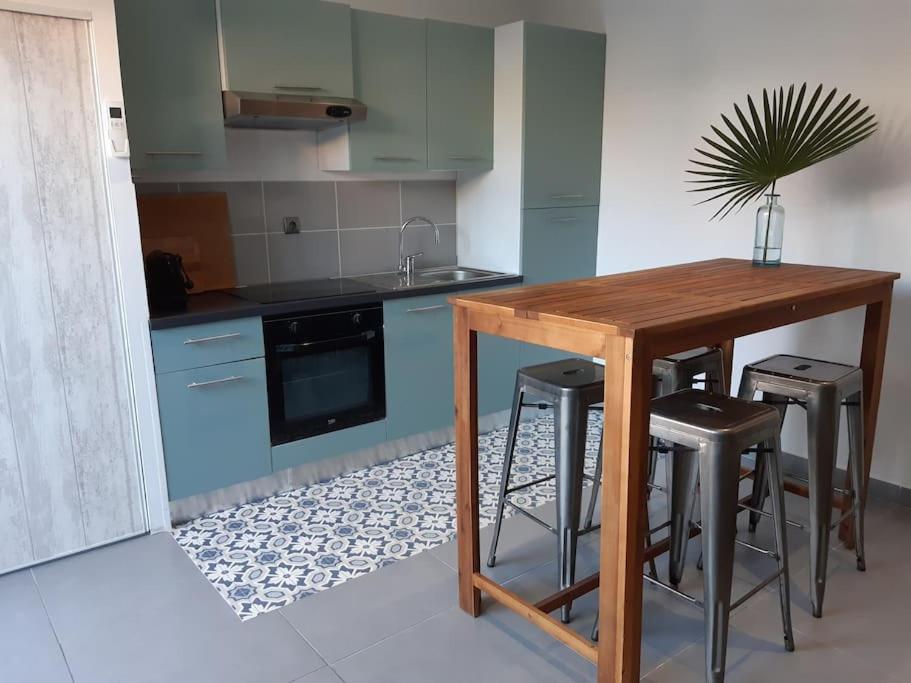 Grand Studio Avec Patio Marseille Eksteriør bilde