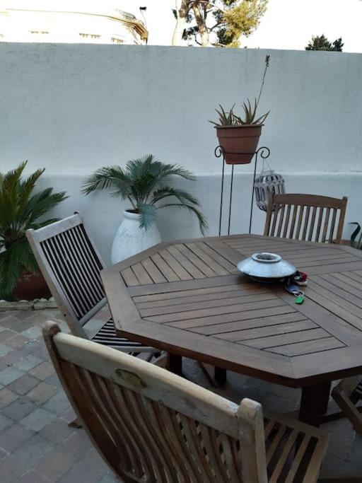 Grand Studio Avec Patio Marseille Eksteriør bilde